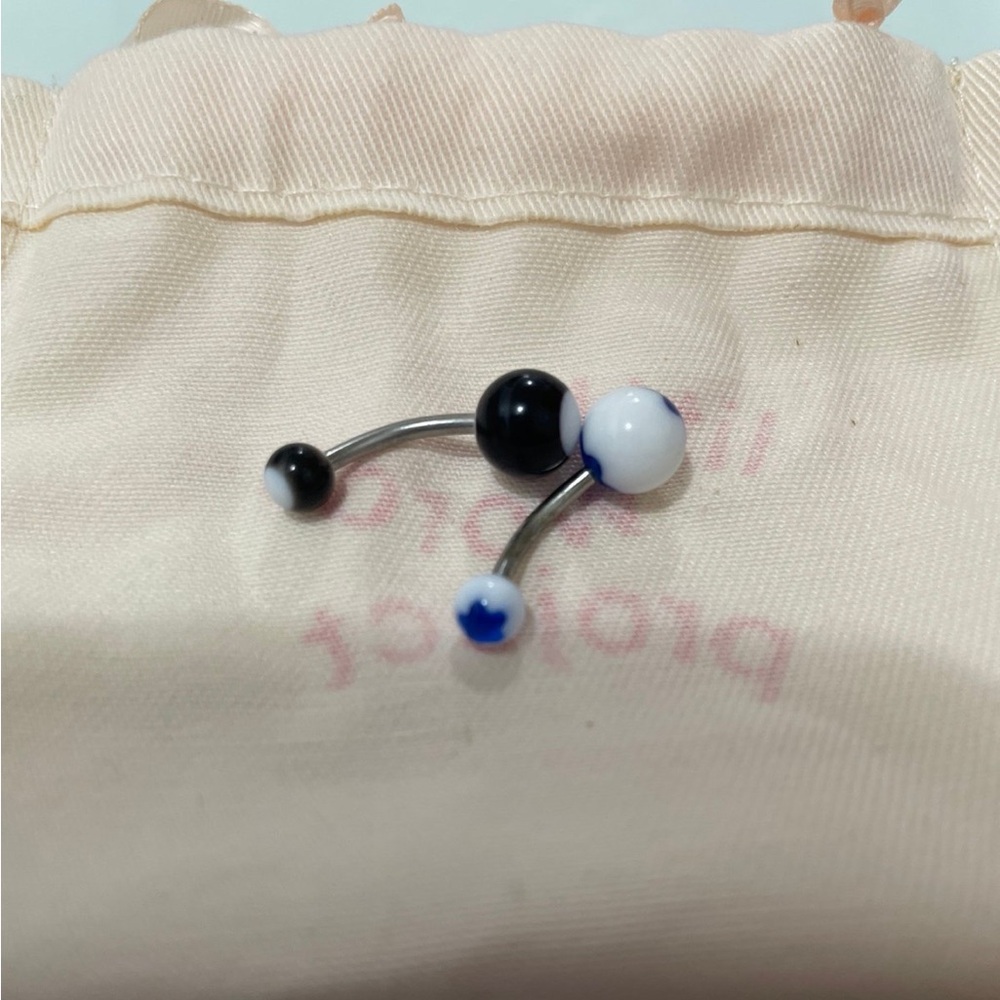 Belly button rings - Picture 4 of 5